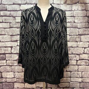 JM Collection Black, White & Gray V-Neck Blouse Size 14